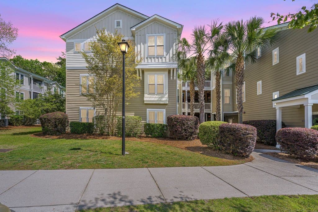 2032 Egret Crest Ln, Charleston