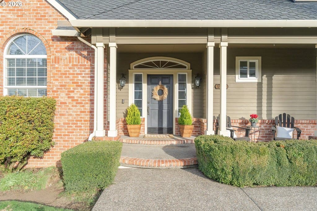 5555 Summit St, West Linn