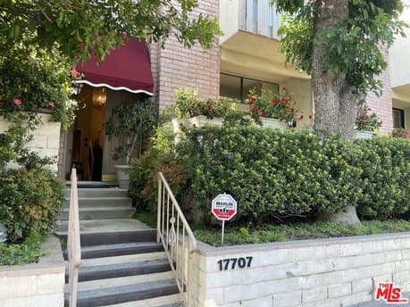 17707 Magnolia Blvd