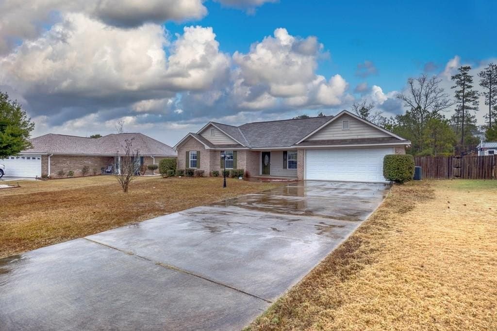 270 Lee Road 2138, Phenix City