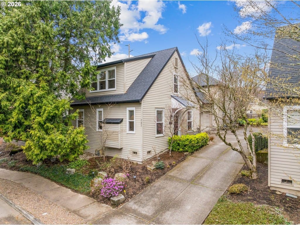 121 Wilbur St, Lake Oswego