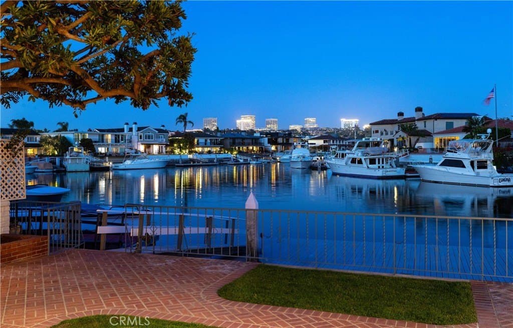 1100 Polaris Dr, Newport Beach