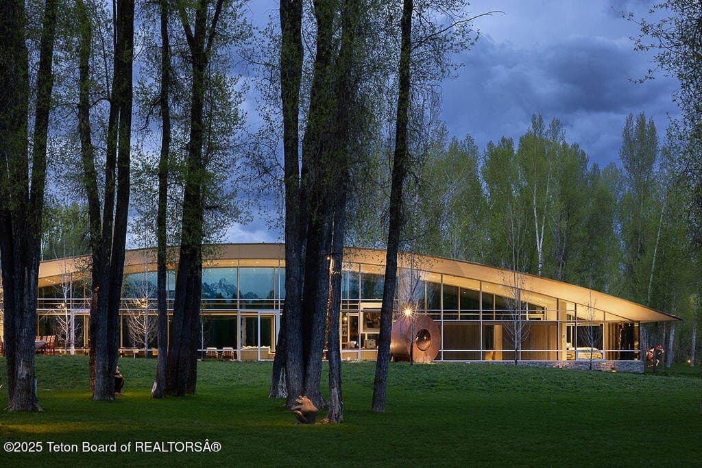 1120 S Thunder Rd, Wilson