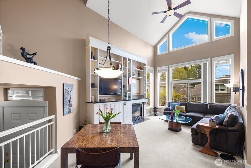 8630 113th Ln NE, Kirkland