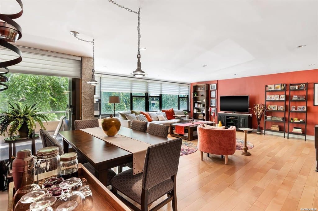 162-20 9th Ave Unit 2A