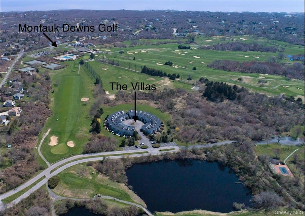 29 Fairway Pl Unit 6, Montauk