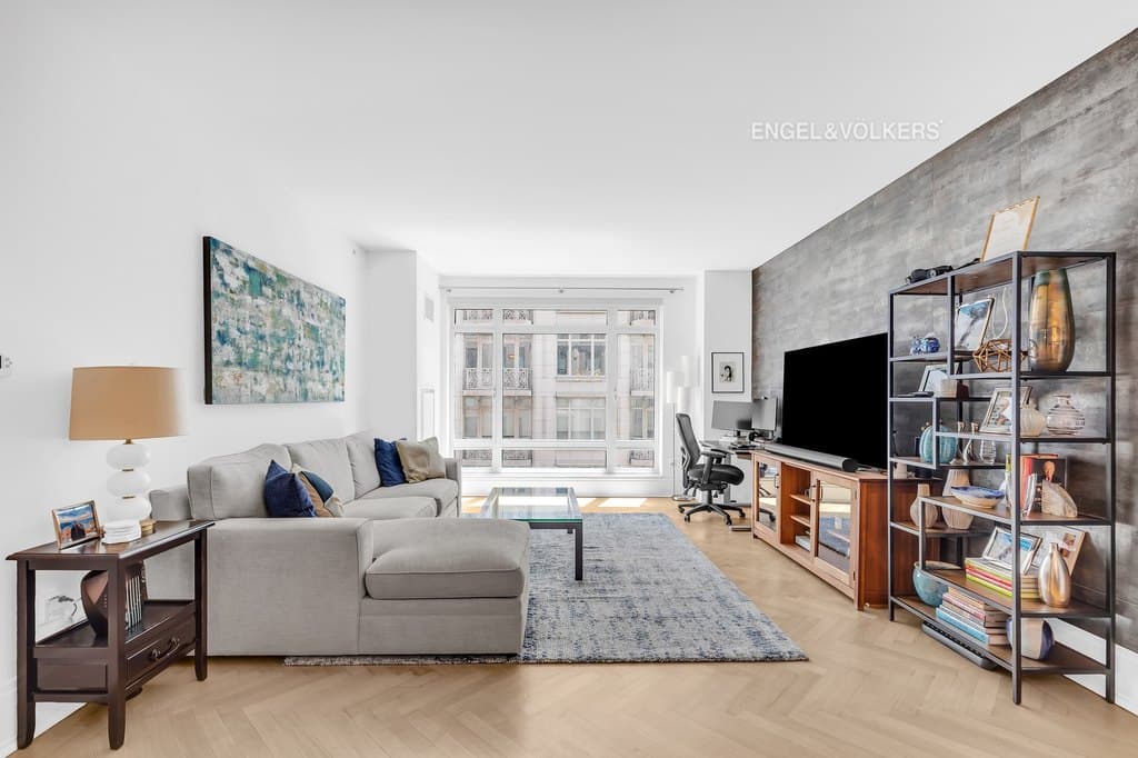 205 W 76th St Apt 901, New York