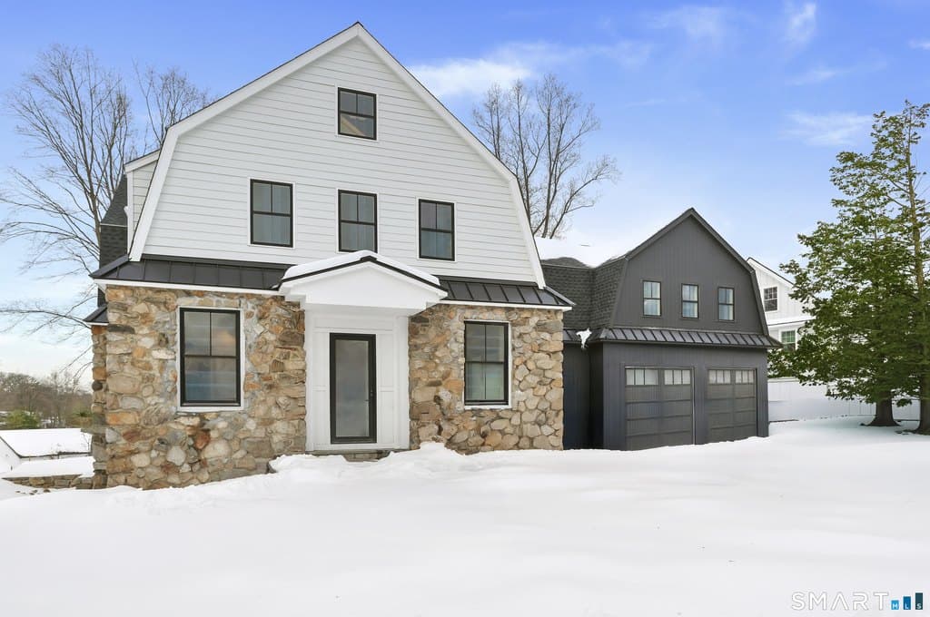 112 Sheephill Rd, Greenwich