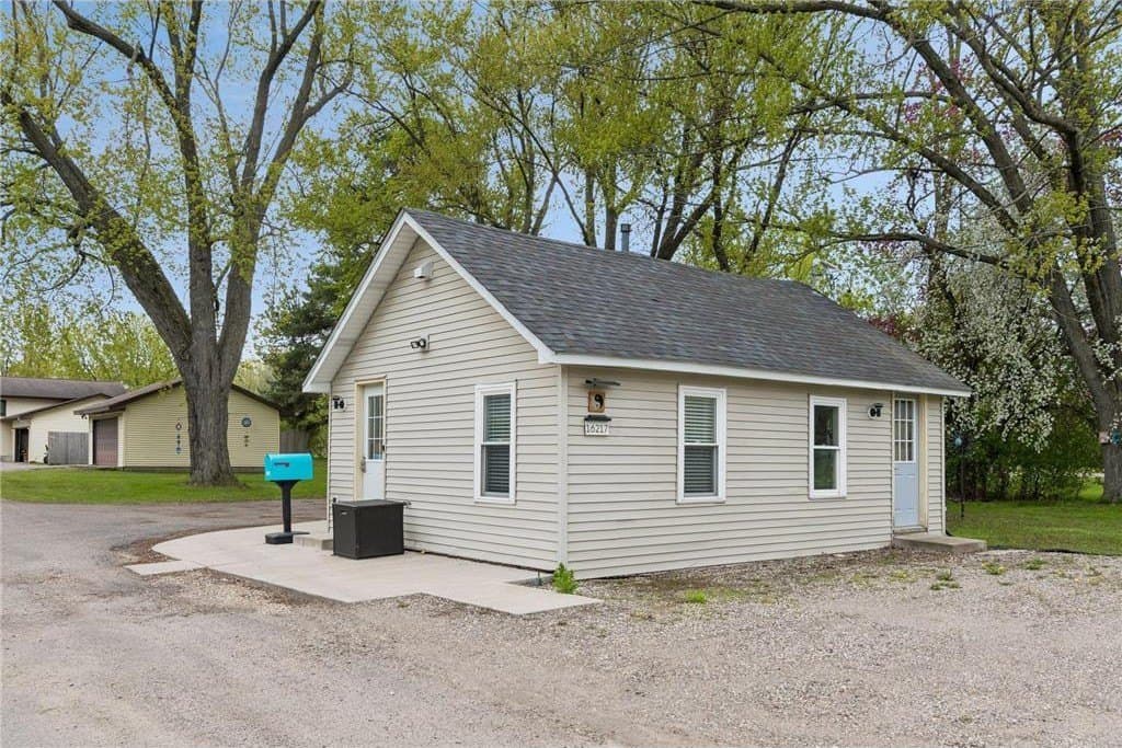 16217 Gleason Lake Rd, Wayzata