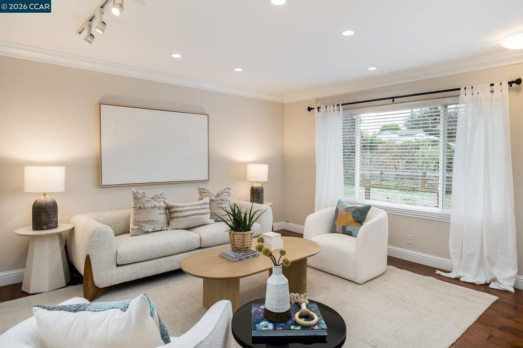 182 Lawnview Cir, Danville