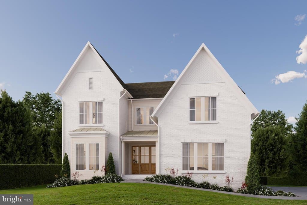 6523 Old Chesterbrook Rd, McLean