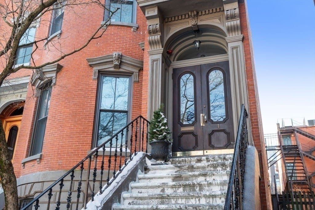 1 Worcester Sq Apt 2