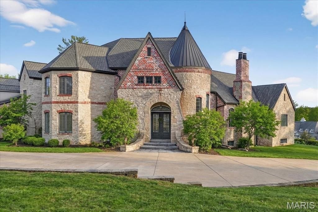 9998 Litzsinger Rd, Ladue