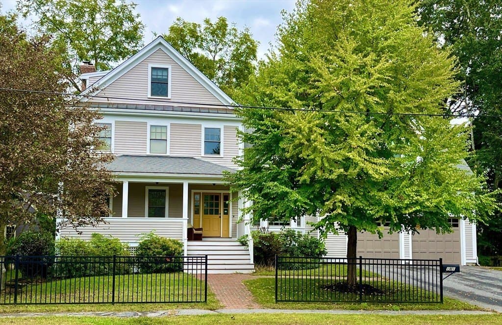 181 Stow St, Concord