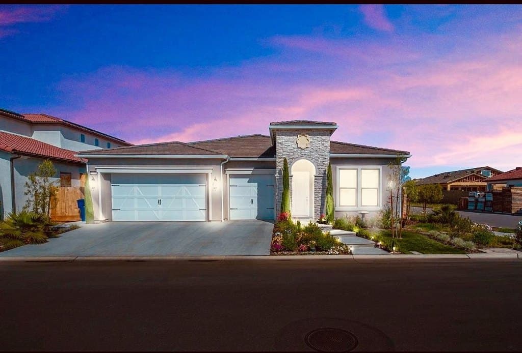 2788 N Douglas Ave, Fresno