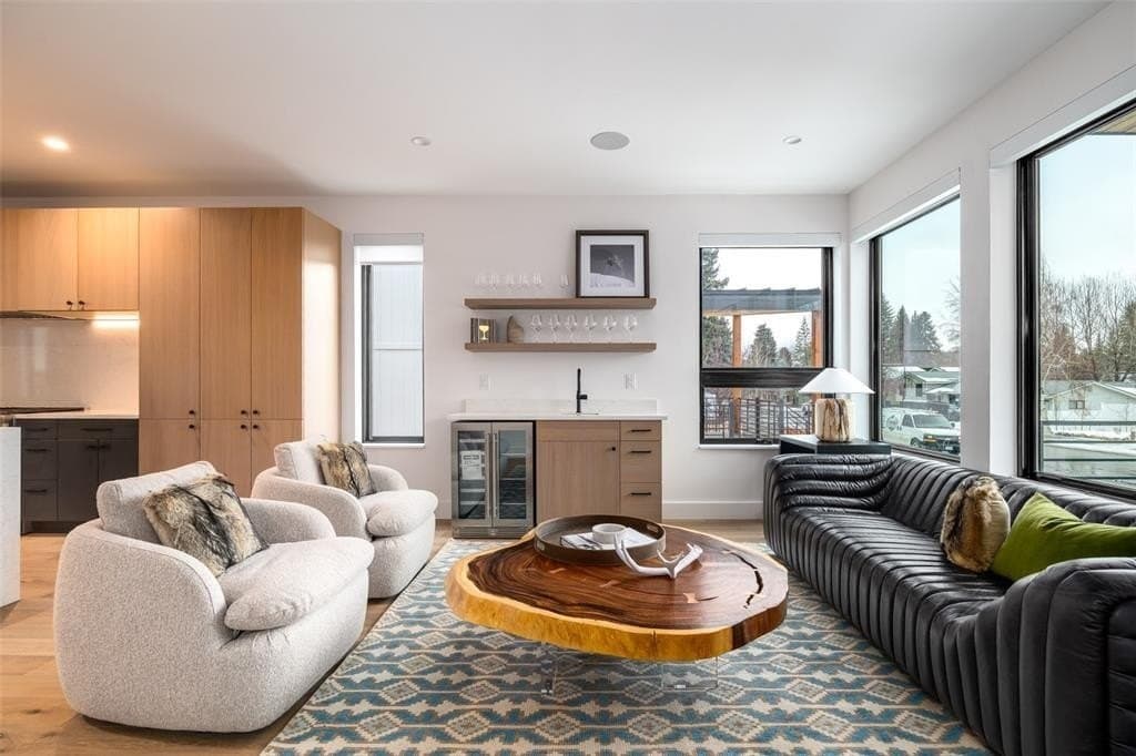 512 8th St, Steamboat Springs