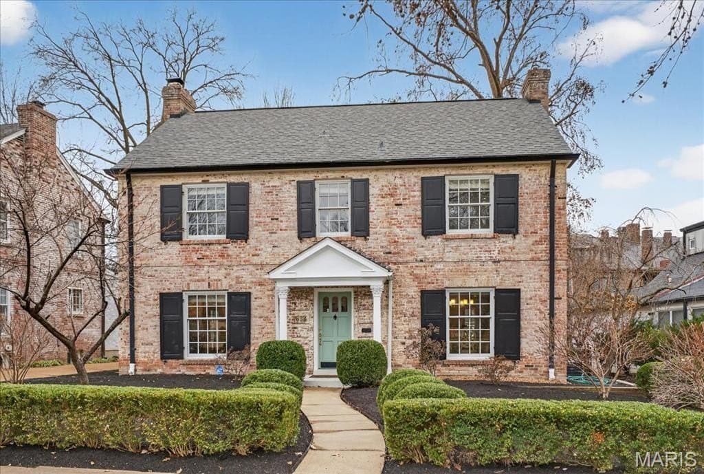 7632 Walinca Ter, Clayton