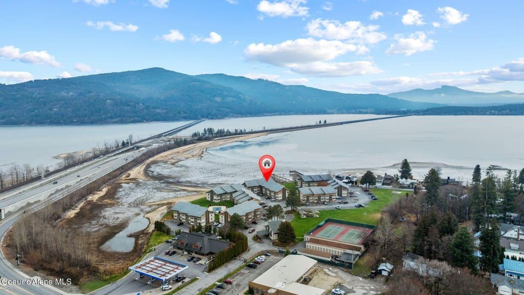 301 Iberian Way Apt 223, Sandpoint