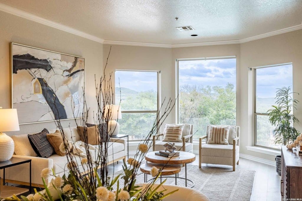 20 Tapatio Dr E Unit 102, Boerne