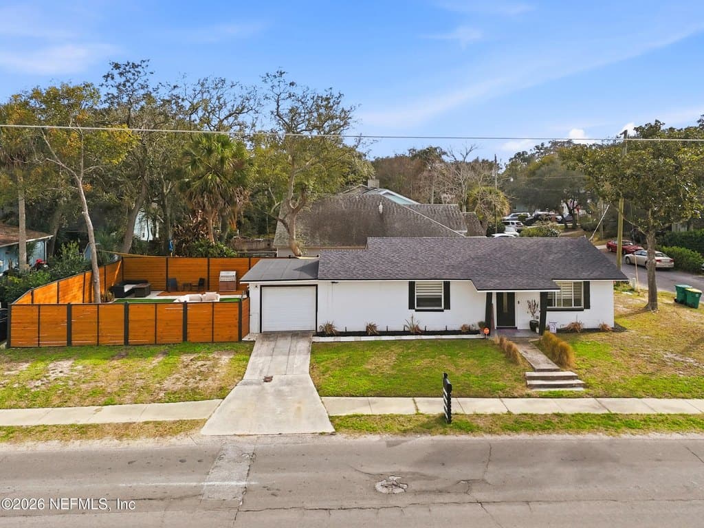 1516 12th Ave N, Jacksonville Beach