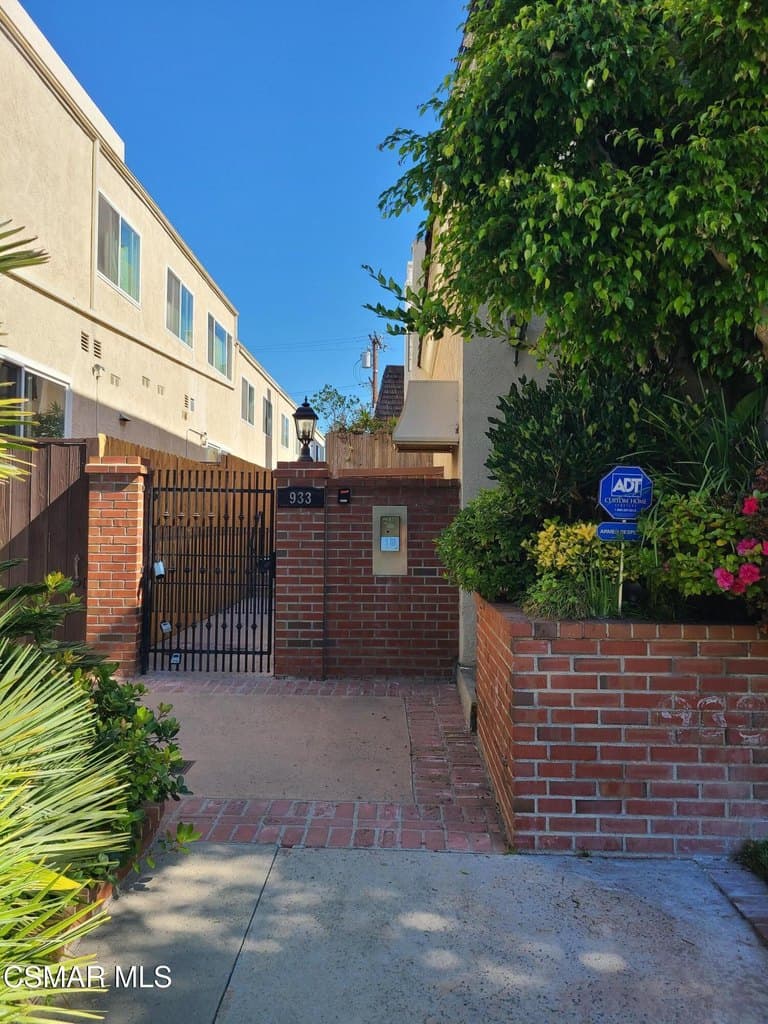 933 21st St Apt 12, Santa Monica