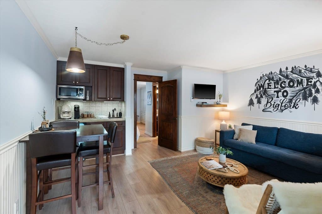 180 Vista Ln Unit 236, Bigfork