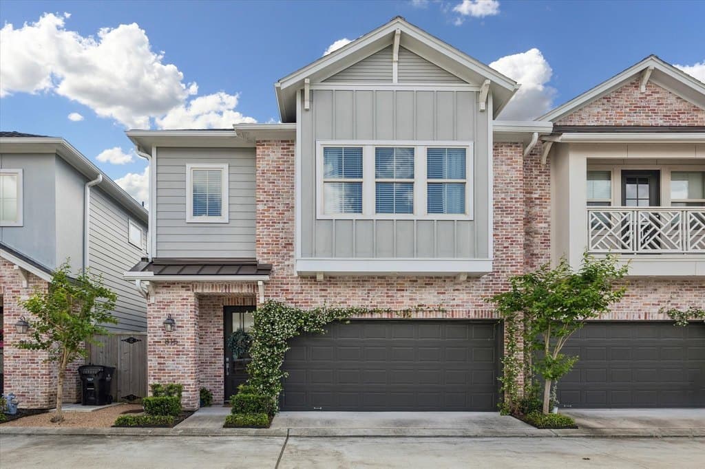 815 Shallow Hollow Dr