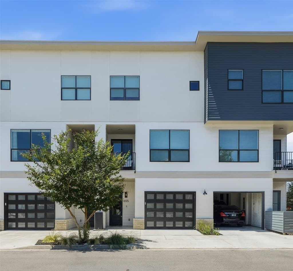 655 Stadtbach St, New Braunfels
