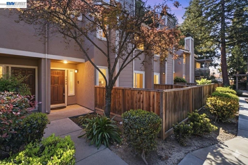 3867 Burton Cmn, Fremont