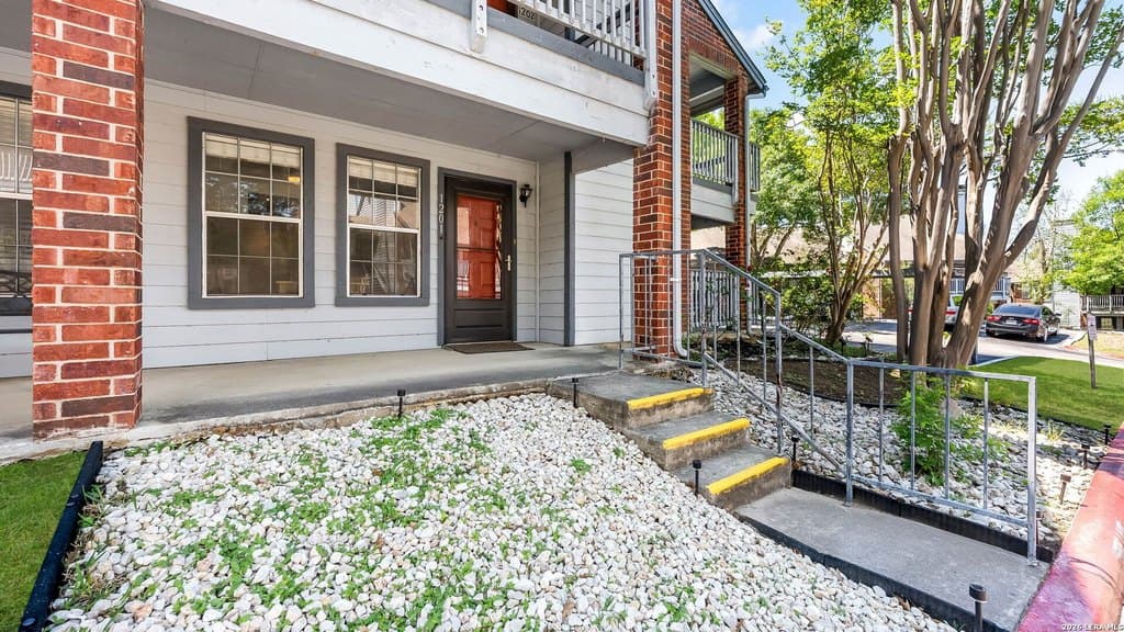 14343 Judson Rd Apt 1201, San Antonio