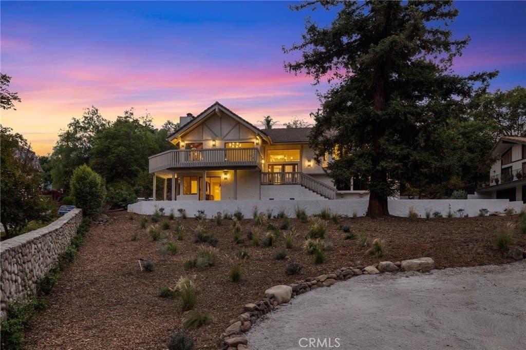 275 Fairview Rd, Ojai