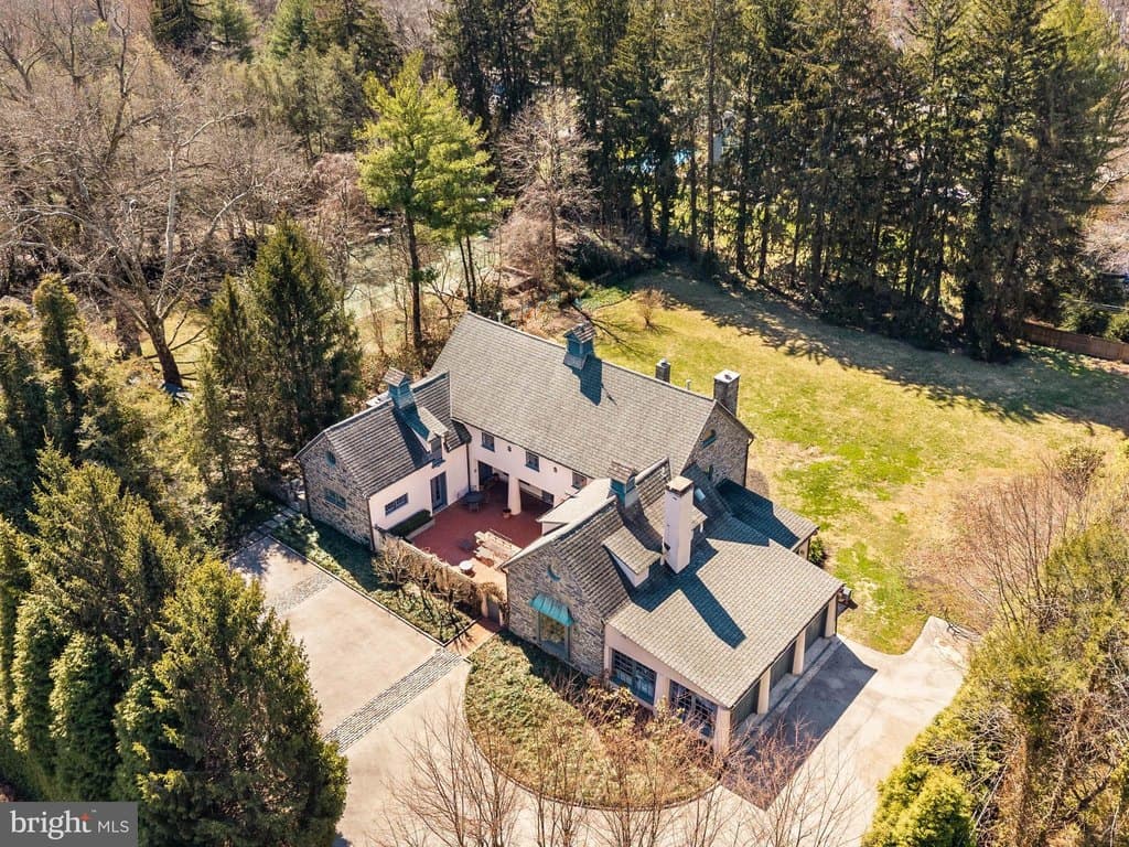 720 Morris Ave, Bryn Mawr