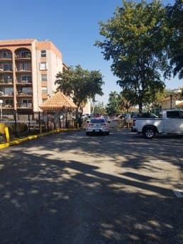 5201 NW 7th St Apt 609W