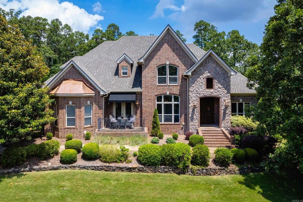 9 Farnham Loop, Little Rock