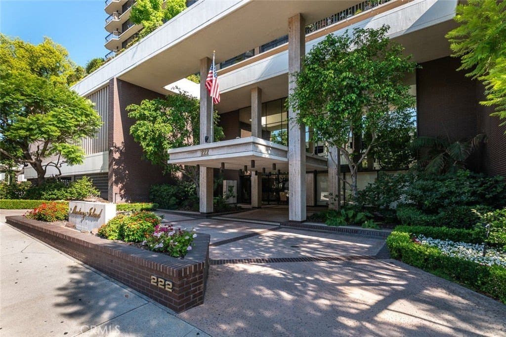 222 Monterey Rd Unit 1205, Glendale