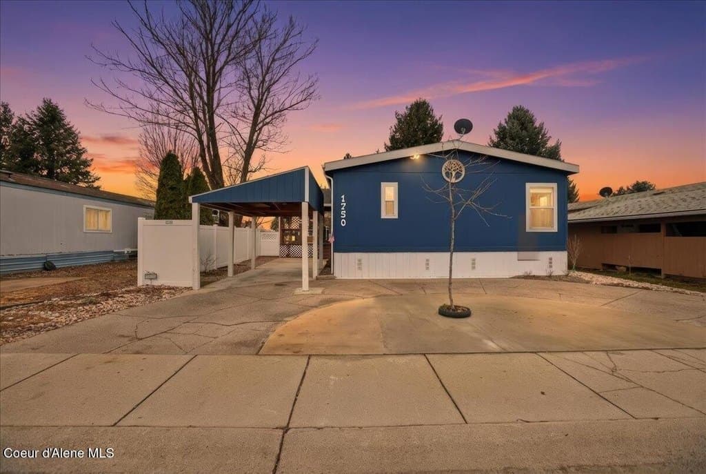 1750 W Yorkshire Ave, Coeur d'Alene