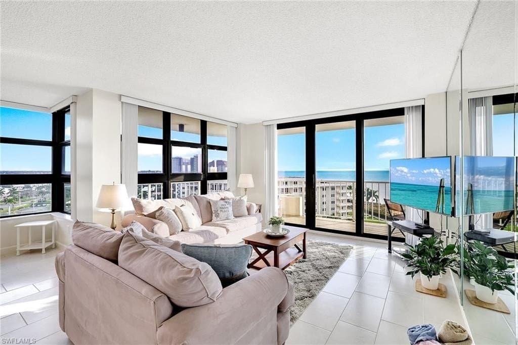 260 Seaview Ct Apt 906, Marco Island