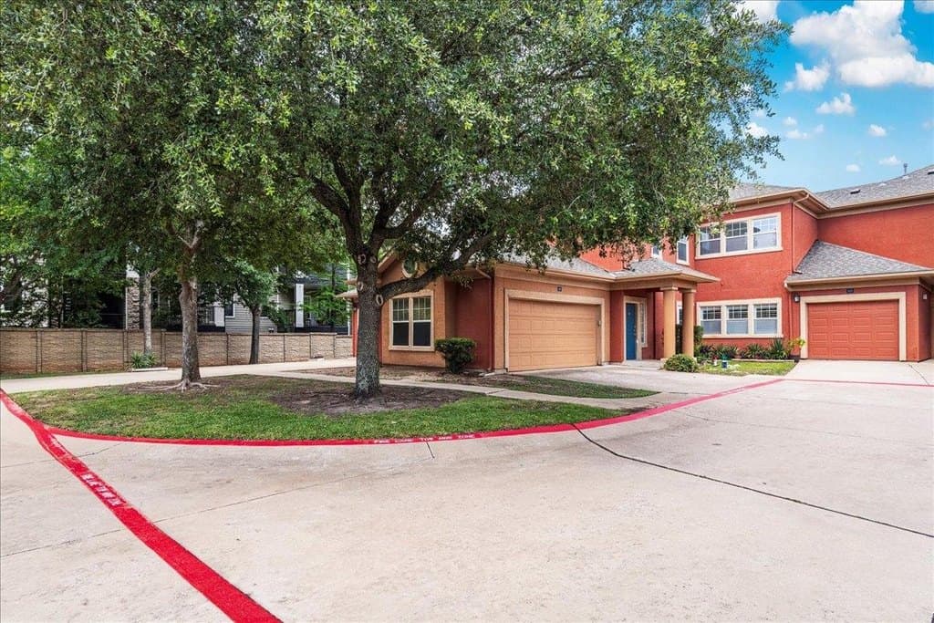 2900 S Lakeline Blvd Unit 124, Cedar Park