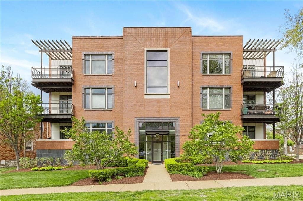 6615 Alamo Ave Unit 1C, Clayton