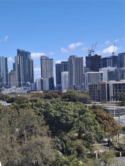 816 NW 11th St Apt 806