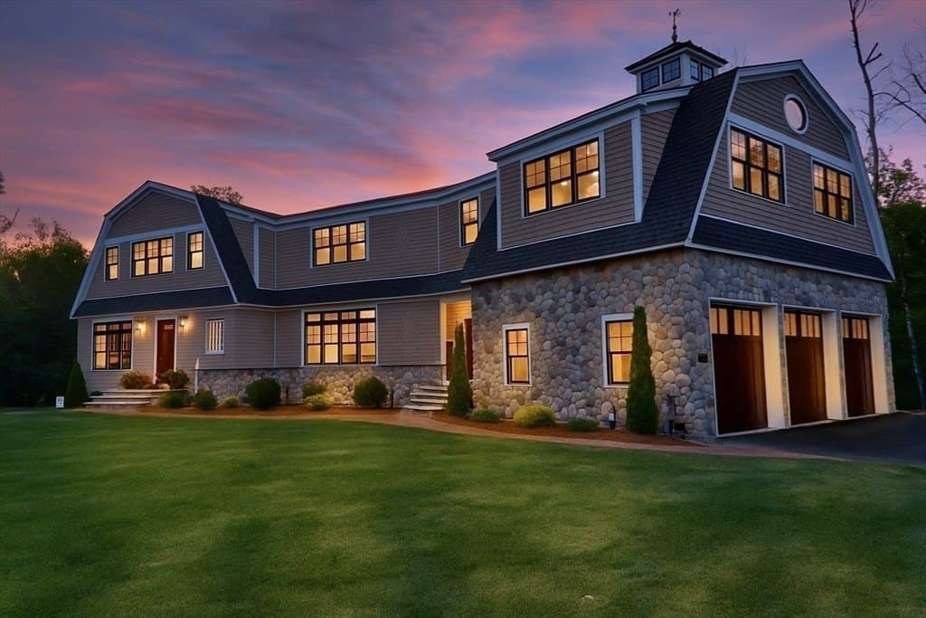 70 McCallar Ln, Concord