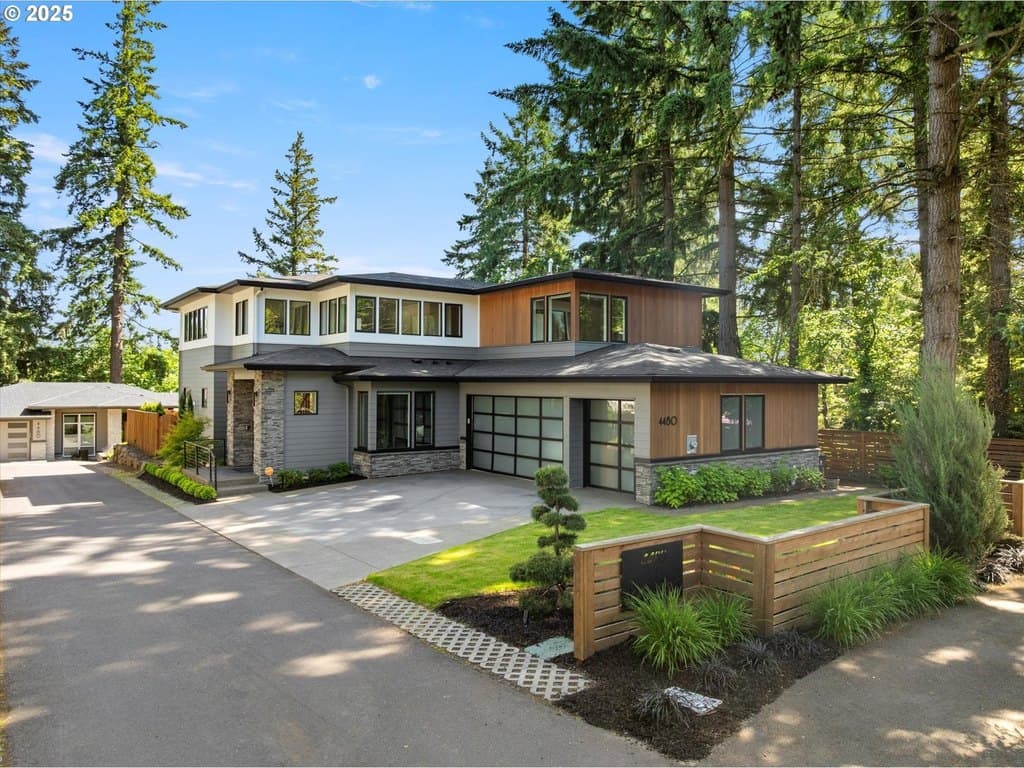 4480 Upper Dr, Lake Oswego