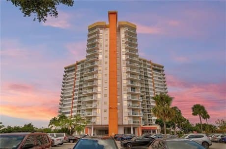 1301 NE Miami Gardens Dr Apt 1721W