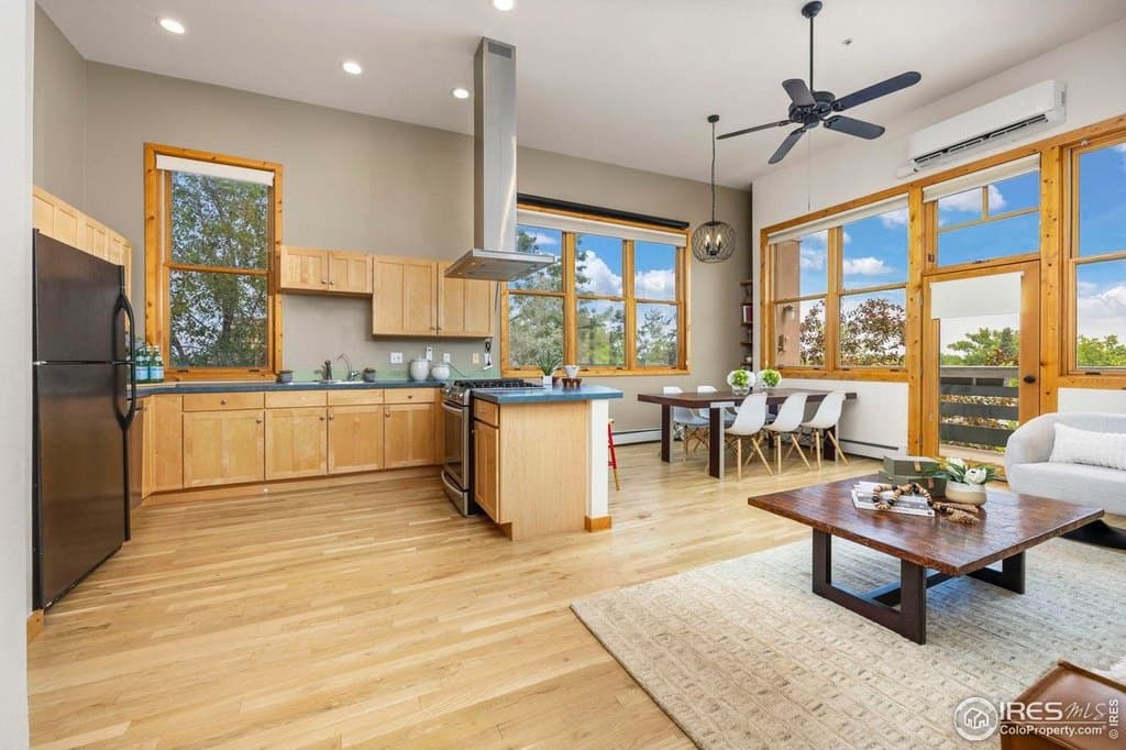 1455 Yarmouth Ave Unit 211, Boulder