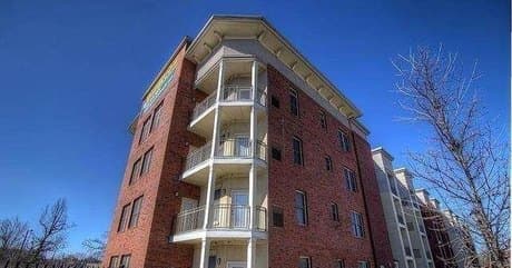 870 Mayson Turner Rd NW