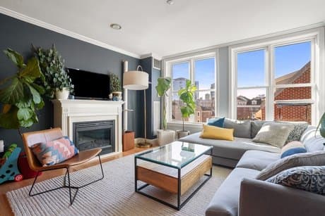 65 Chelsea St Apt 305