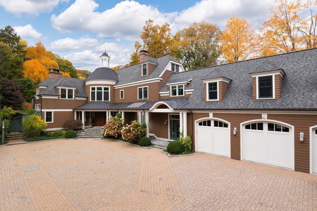 1 Chestnut Pl, Brookline