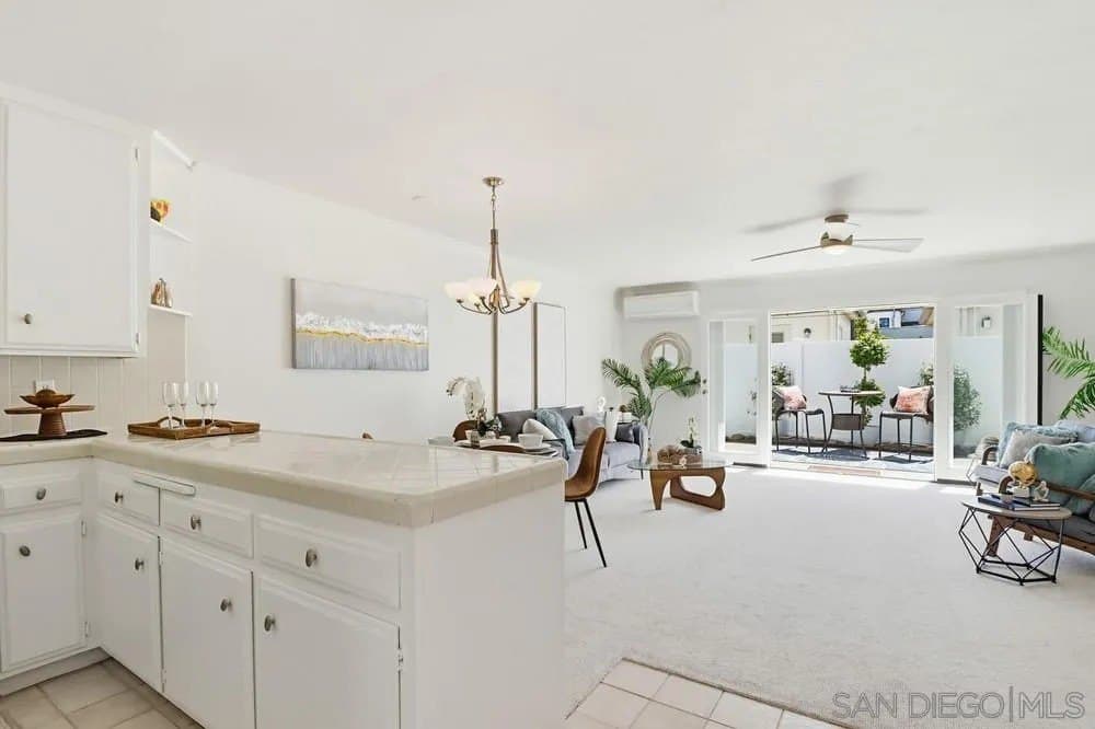 727 F Ave, Coronado