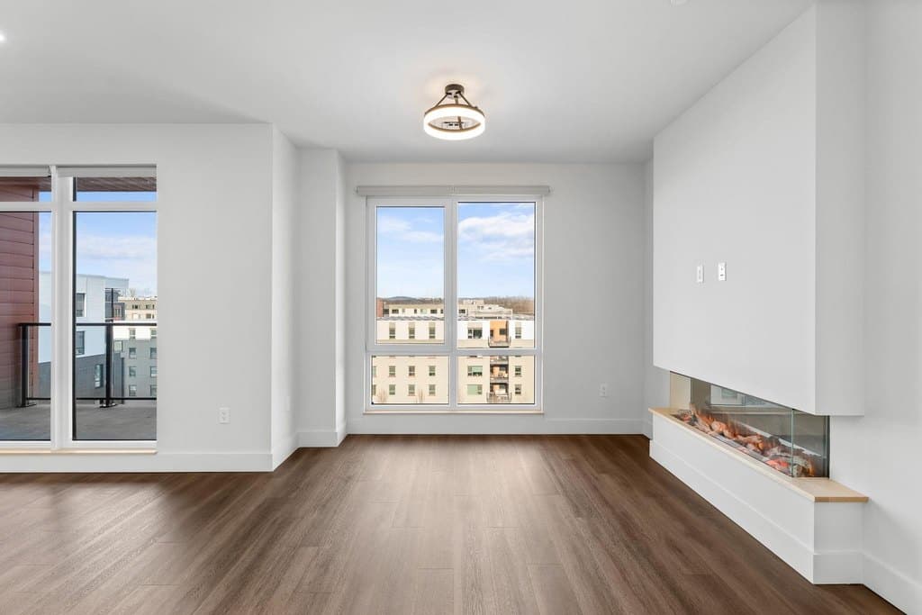 125 Cambrian Way Unit 606, Burlington