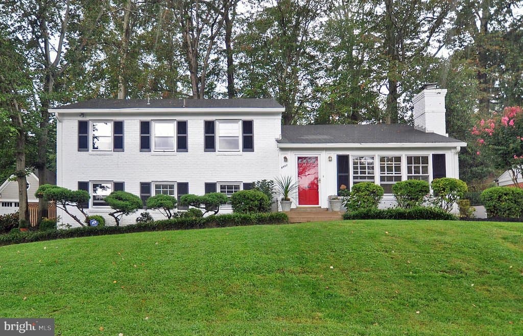 6402 Orchid Dr, Bethesda